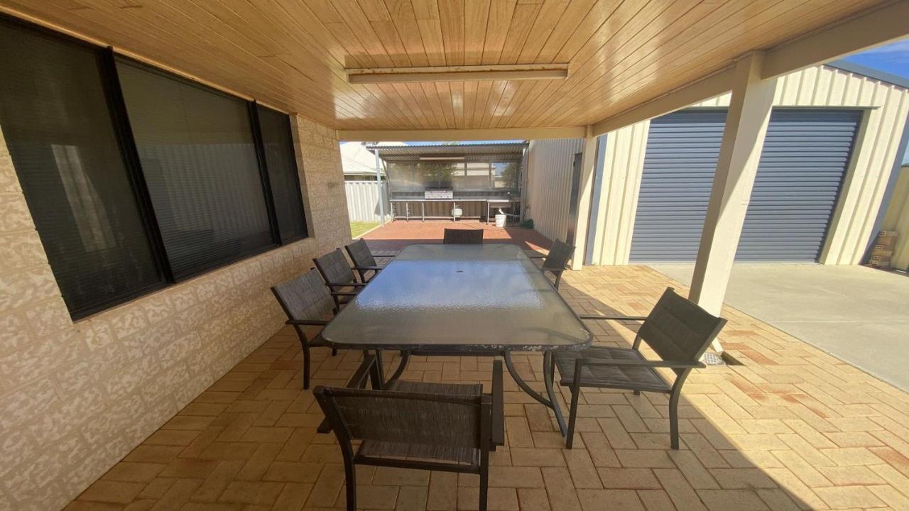 Villa Maniki Gardens Jurien Bay Exterior foto